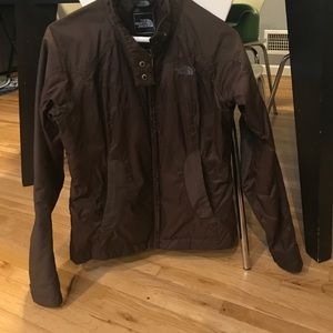 The north face woman's lightweight jacket